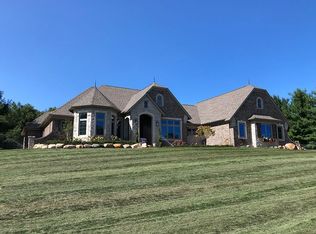 69669 Fisher Rd, Romeo, MI 48065