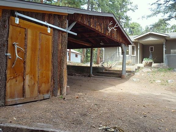 2nd image of 8285 Park Rd