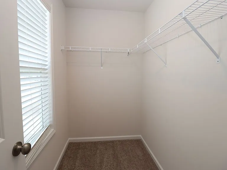 925 N Sage Drop Rd — Photo 32