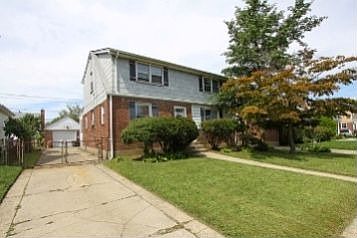 1st image of 222 Colonial Ave