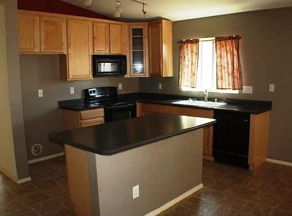 5th image of 313 W Settlers Trl