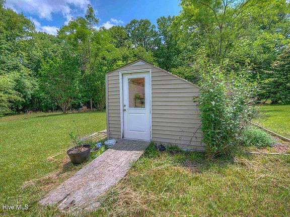 5th image of 365 Roberson Road