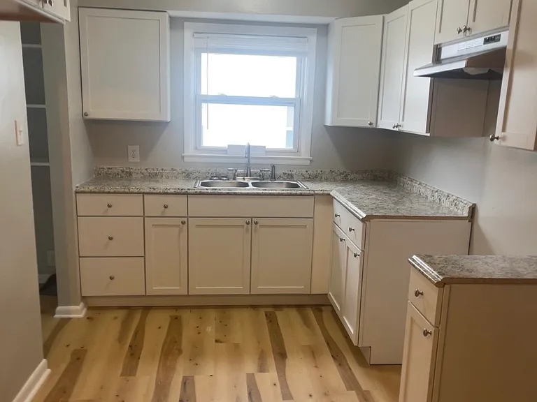 818 Carneal Rd — Photo 11