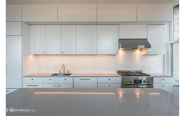 Rented by Douglas Elliman | media 48