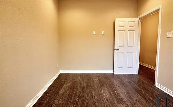 2942 Altoona St #3 — Photo 8