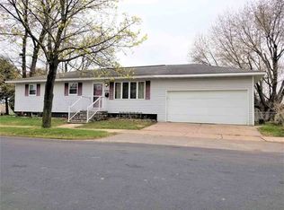 1202 N 10th Ave, Wausau, WI 54401