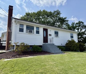 11 Hill Rd, Holbrook, MA, 02343
