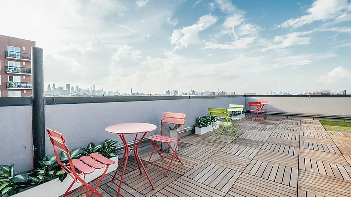 Rented by Nooklyn NYC LLC | media 32