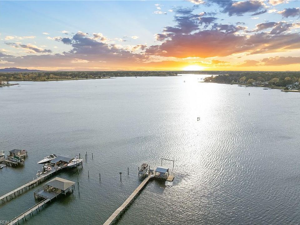 1st image of 401 Riverside Dr