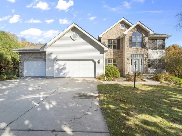26 Siskiwit Circle, Madison, WI 53719