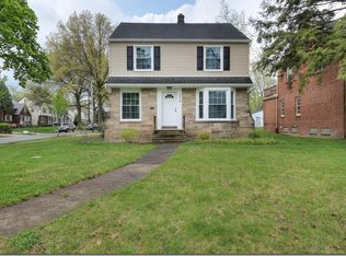 3618 Silsby Rd, University Heights, OH 44118