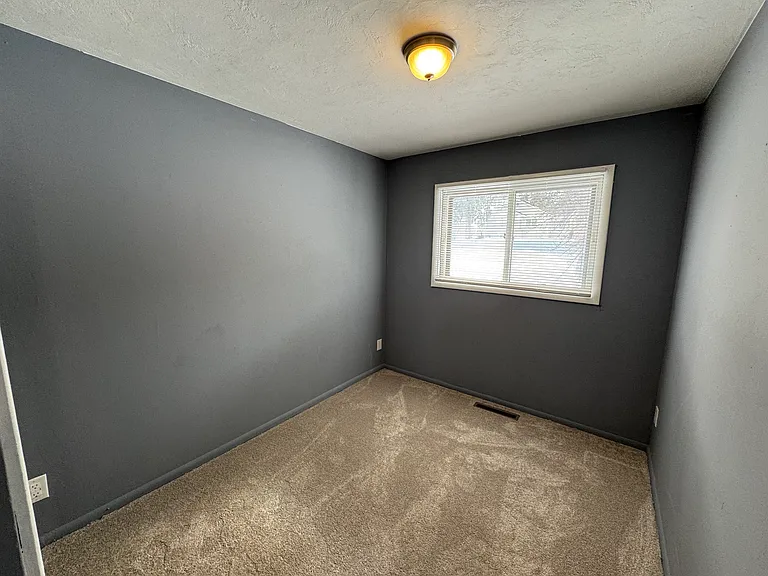 653 May St #1 — Photo 9