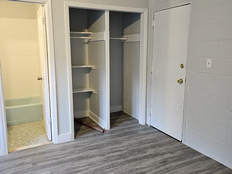 10 Dorm Dr #2 — Photo 4