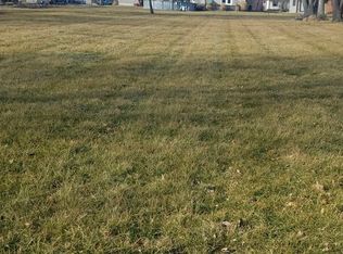 153 N Davis St #1.5, Clinton, IN 47842