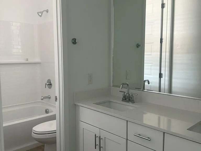 2890 E Frontiersman Ln — Photo 12