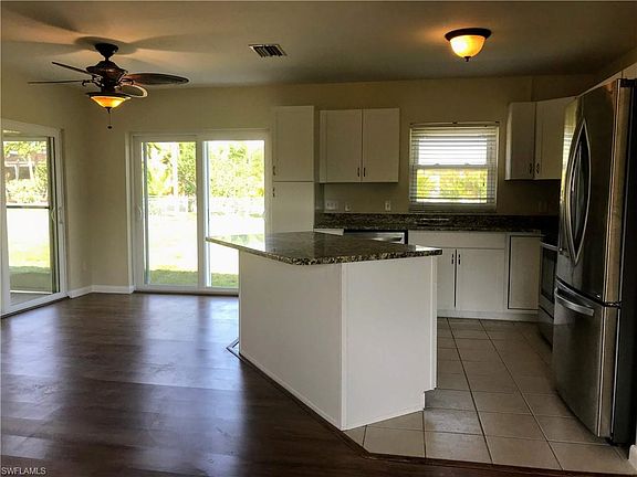 3rd image of 3005 SW 2nd Pl