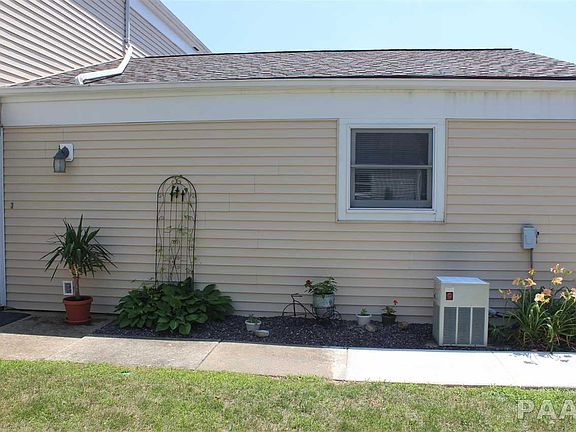 4th image of 3522 W Richwoods Blvd #7