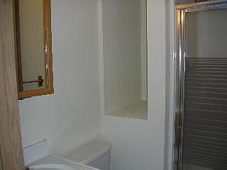 5th image of 122 Pineview Dr