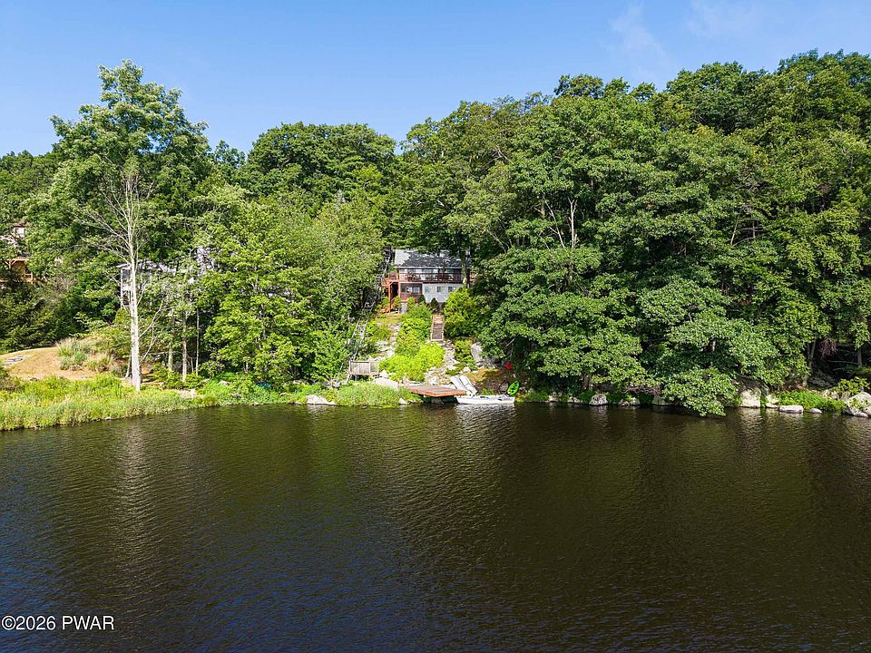 1st image of 111 Waterview Dr