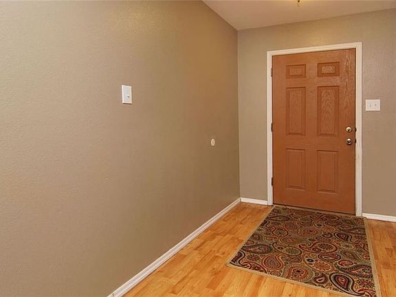 5th image of 7429 Candler Dr