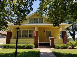 108 N 1st St, Lindsborg, KS 67456