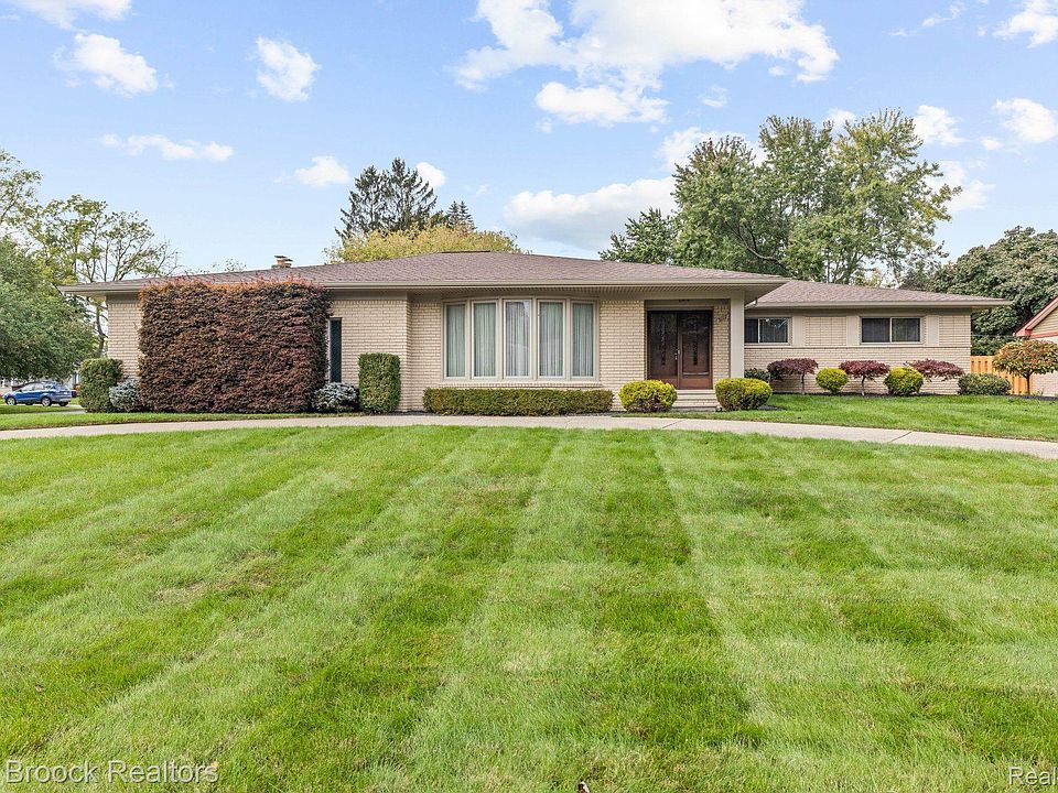1st image of 5111 Saint Richard Dr