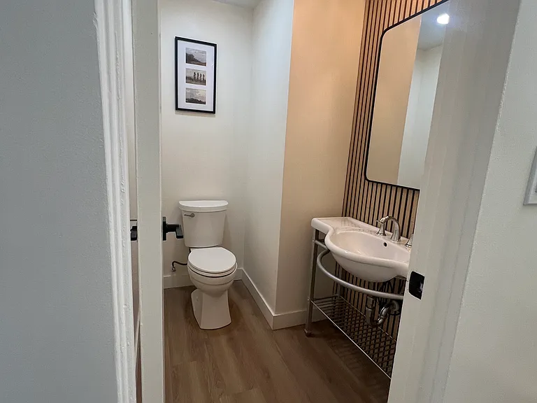 1410 Federal Ave #1412 — Photo 8