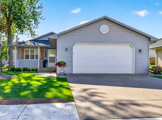 613 W 9th St, Kaukauna, WI 54130