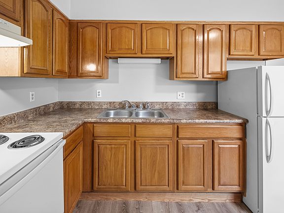 2nd image of 50-62 East St #7B