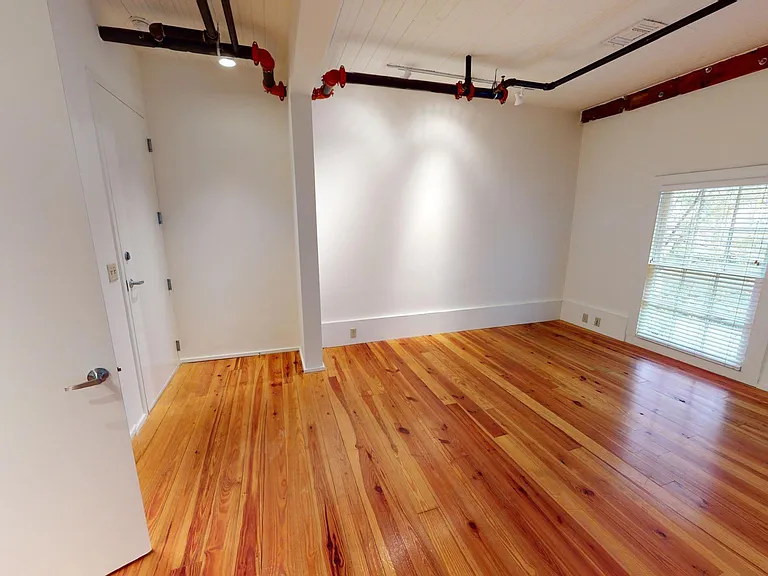 509 Baronne St #101 — Photo 28