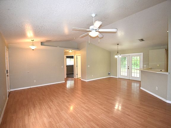 3rd image of 2374 Sultan Ave