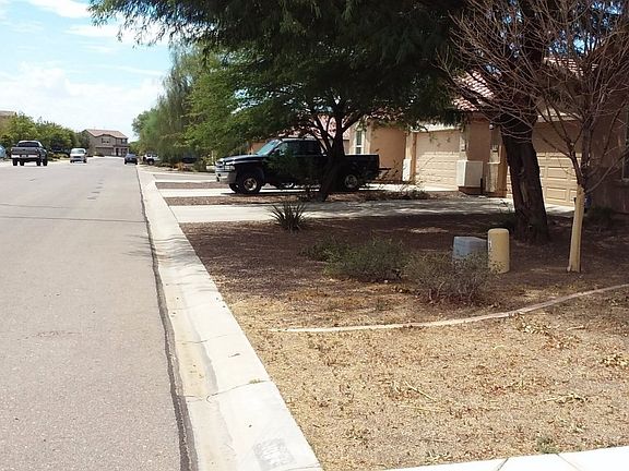 4th image of 1094 E Leslie Cir