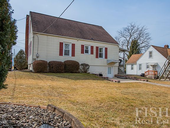 5th image of 748 Sturdevant St