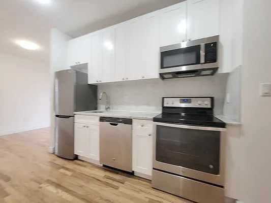 Rented by Compass | media 2