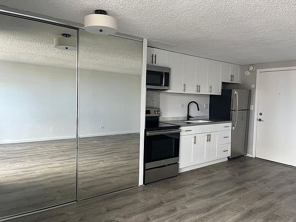 5th image of 824 Kinau St APT 1003