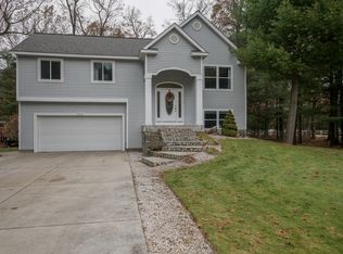 4656 Pine Hollow Ct, Muskegon, MI 49442