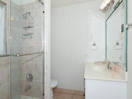 5th image of 1454 NE 62nd St
