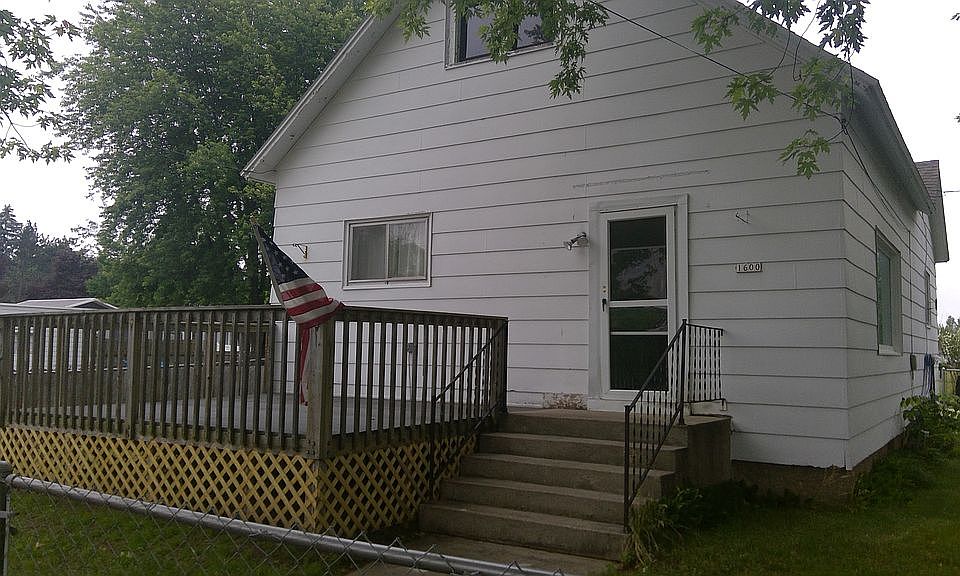 1st image of 1600 30th Ave