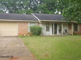138 Crystal Dr, Ozark, AL 36360