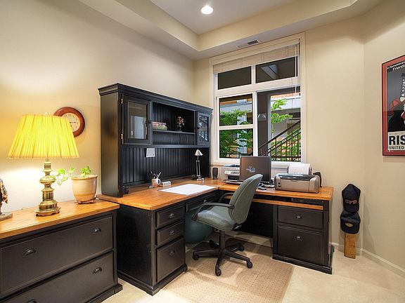 den/office