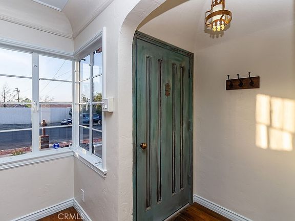 5th image of 1417 Highland Ave