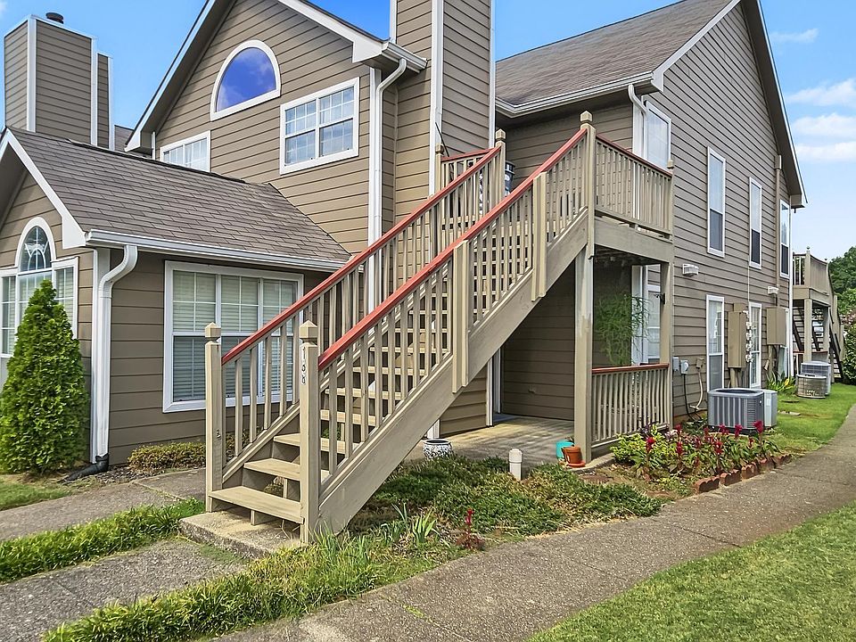 1st image of 186 Waters Edge Ln #186