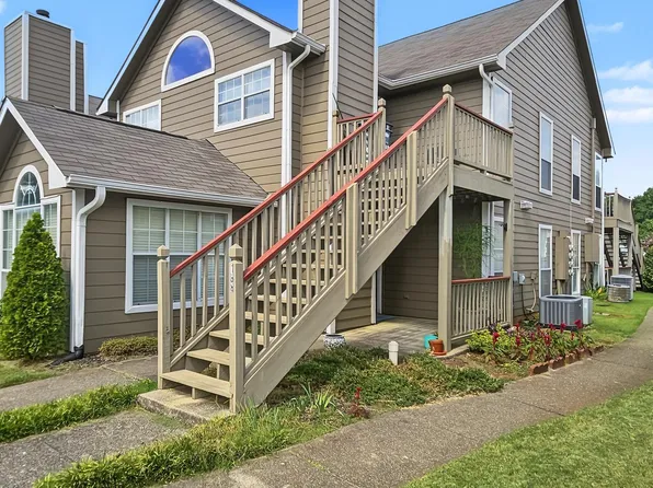 186 Waters Edge Ln #186, Madison, AL 35758