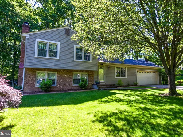 11969 Dolly Madison Cir, Woodbridge, VA 22192