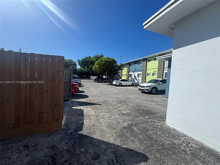 6805 SW 88th St #12 — Photo 17