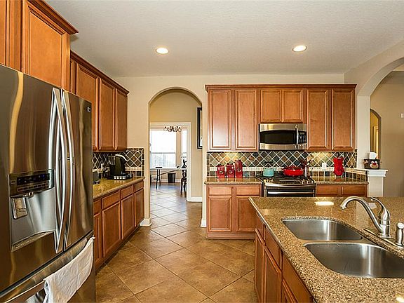 4th image of 26002 Arbor Rose Ln