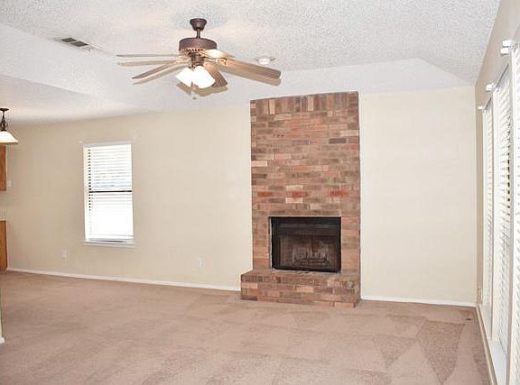 5th image of 7011 Overton Park #7011