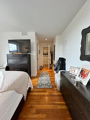 Rented by MLB ESTATES LLC | media 14