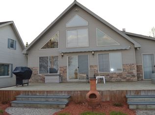 11928 W Shore Dr, Houghton Lake, MI 48629