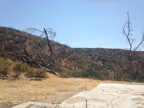 4th image of 18052 Newview Dr